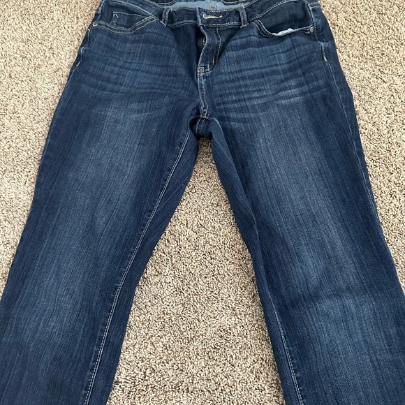 Simply Vera Classic Capri blue Jeans. - Picture 2 of 9